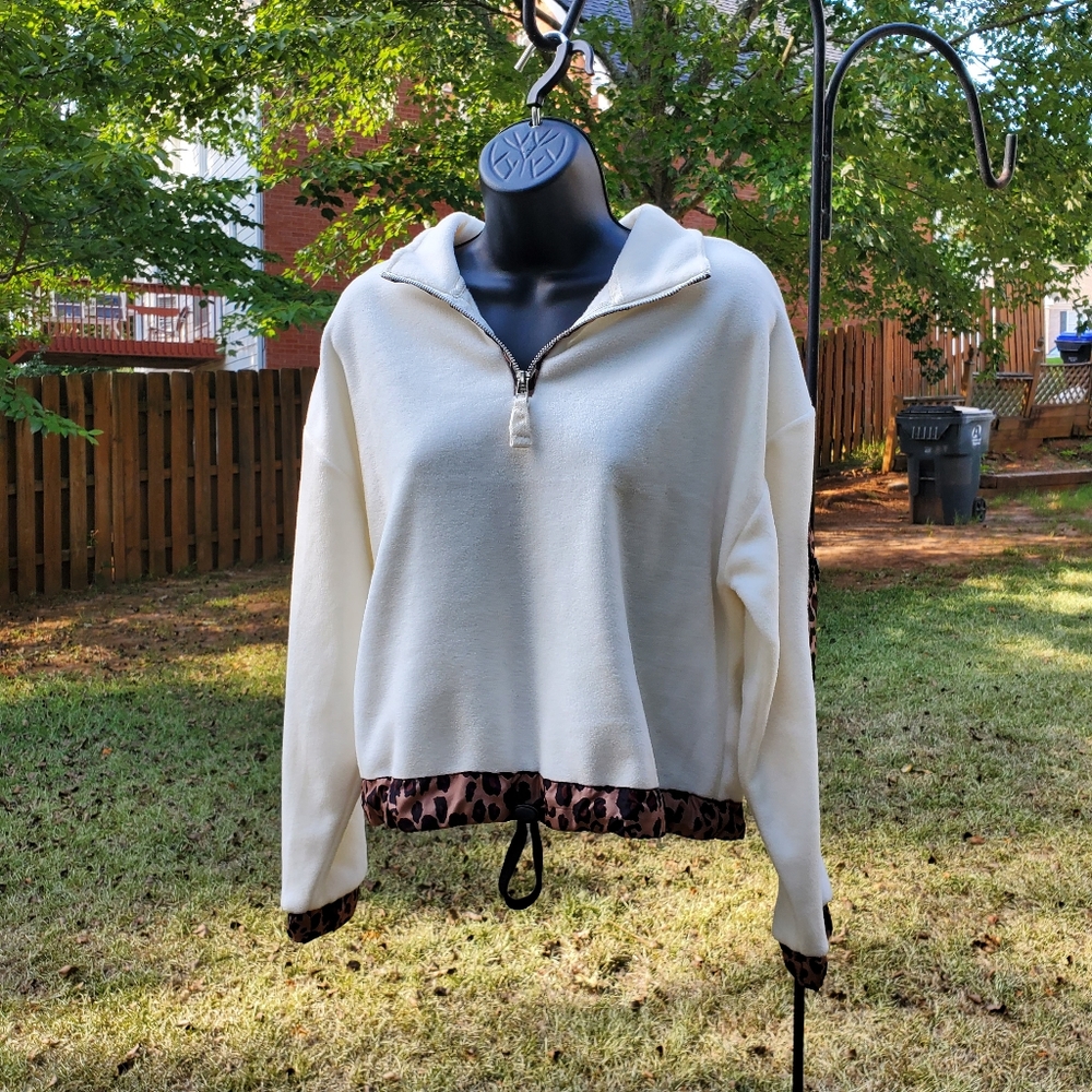 🎁Leopard Print full sleeve sweater